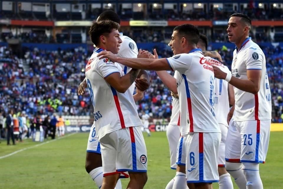Cruz Azul hizo un buen partido y volverá a casa con los tres puntos.