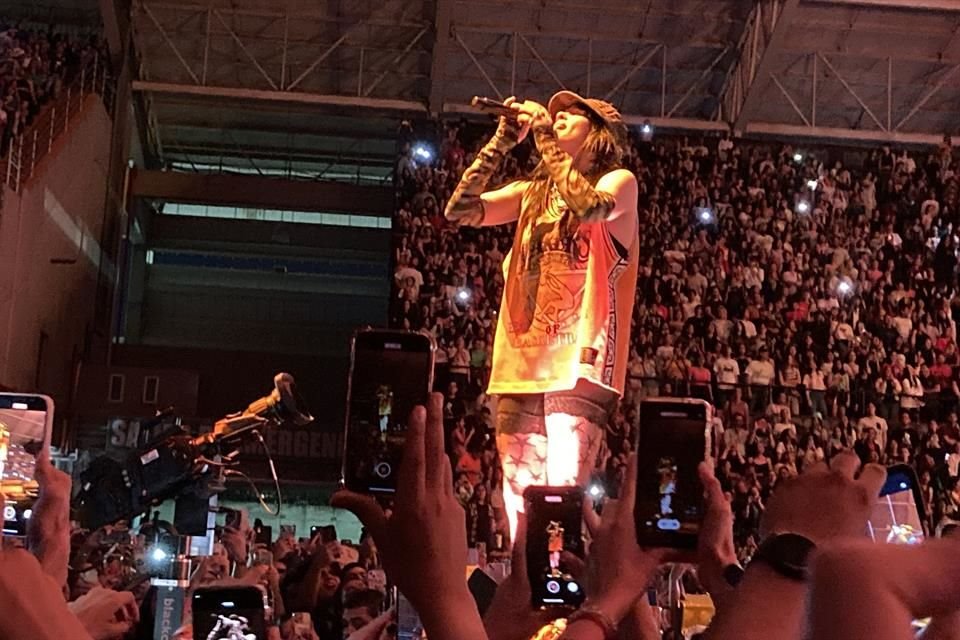 Billie Eilish dejó más que satisfecha a su audiencia en la VFG, pues entregó vitalidad, música y un gran show.