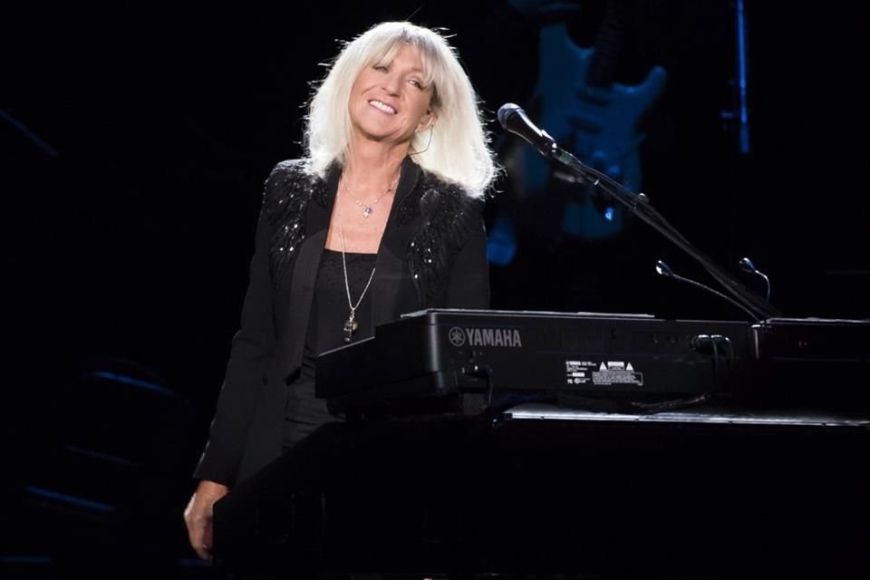 La vocalista de Fleetwood Mac, Christine McVie, murió debido a un choque isquémico a consecuencia de un cáncer agresivo que tenía.