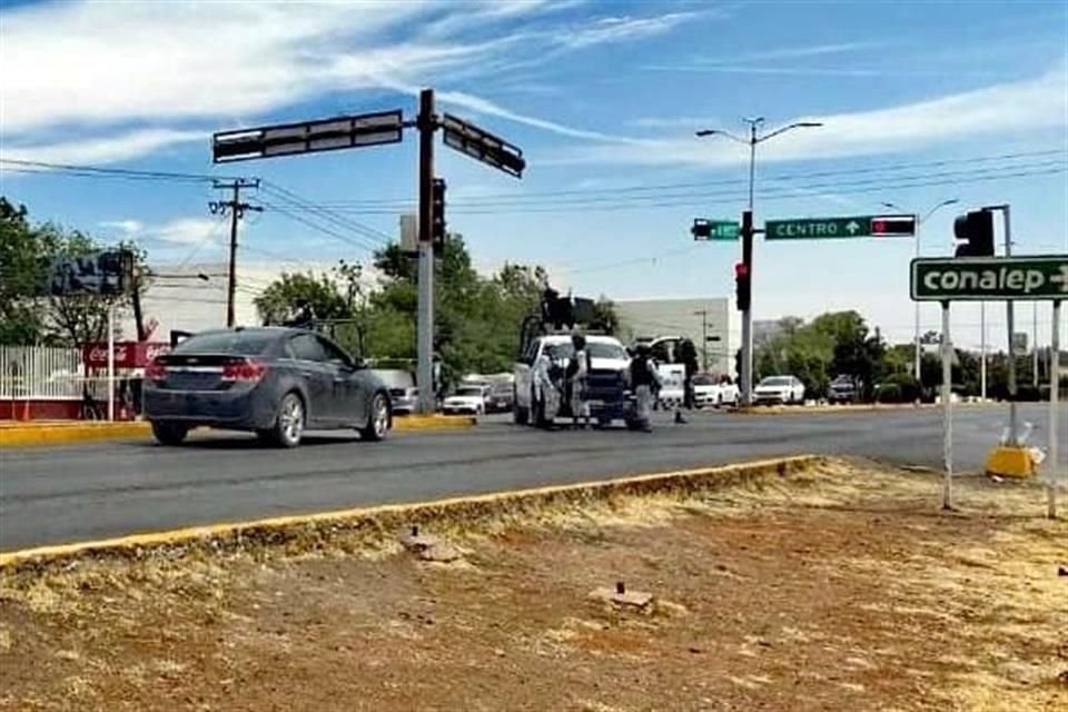 Las mujeres viajaban en un auto negro tipo sedán cuando fueron interceptadas por el grupo armado.