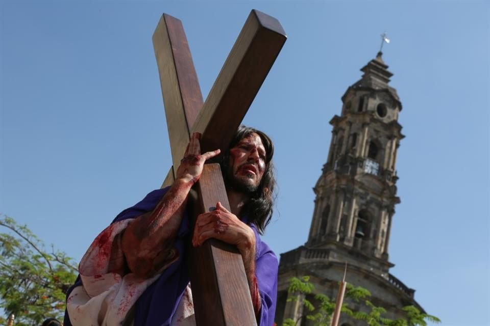 El actor Antonio Erqz se ha metido en la piel desgarrada de Jesús durante los últimos años.