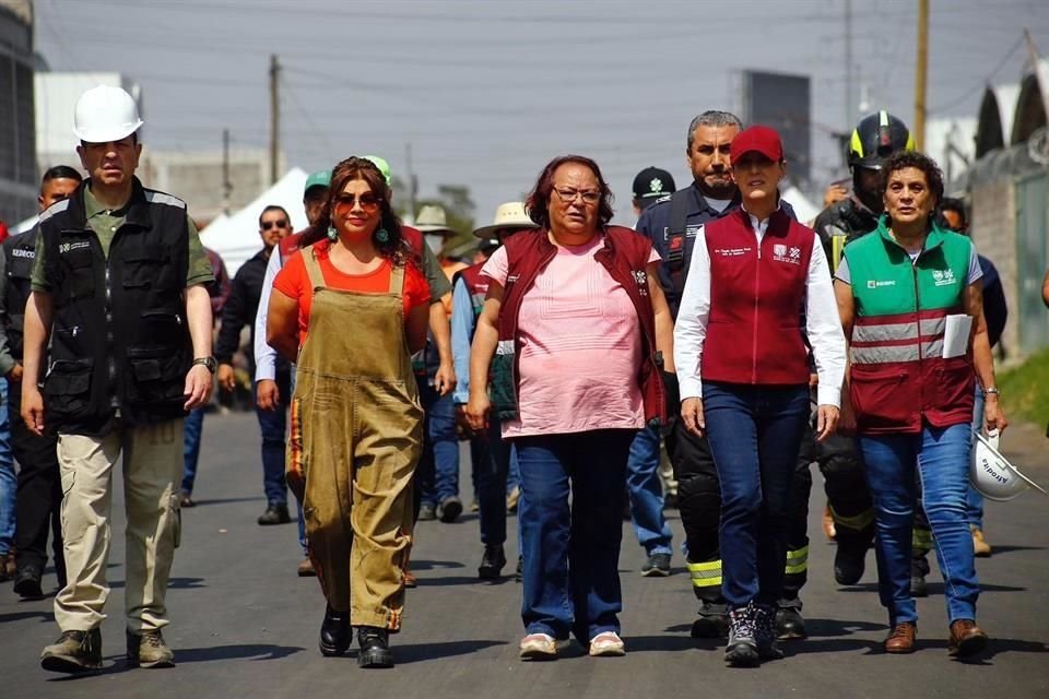 Esta mañana, autoridades del Gobierno Central e Iztapalapa recorrieron la zona afectada.