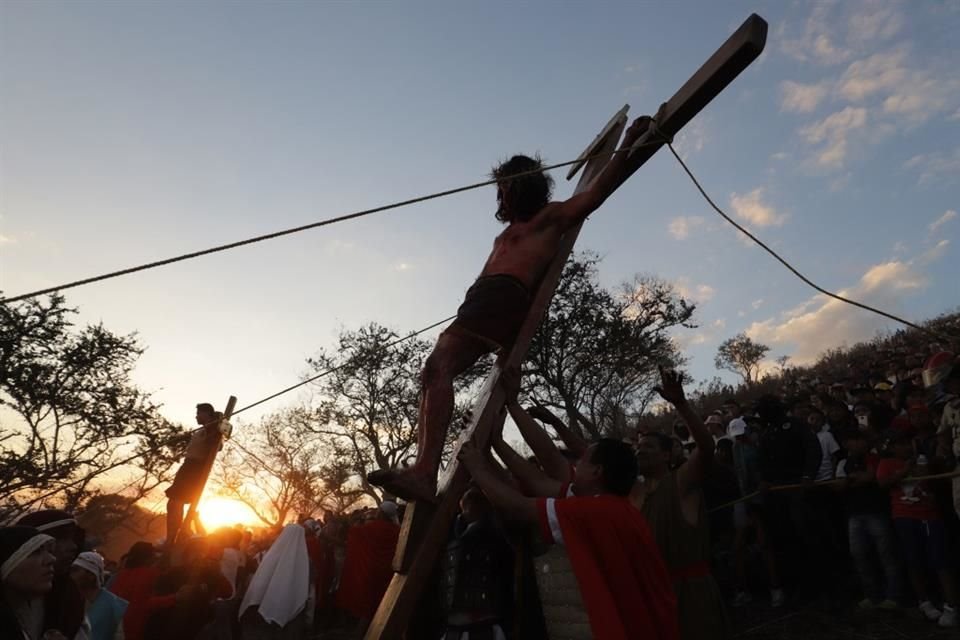 la Judea finaliza con la crucifixión de Cristo en el Cerro de la Cruz.