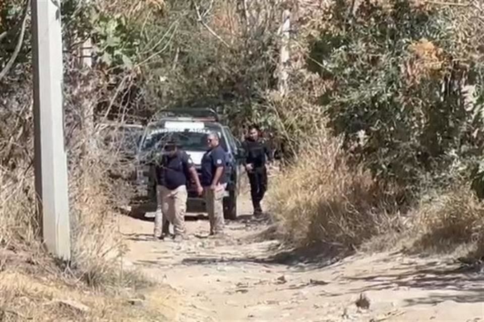 El cadáver tenía señales de haber estado atado de pies y mano, así como de haber recibido golpes.