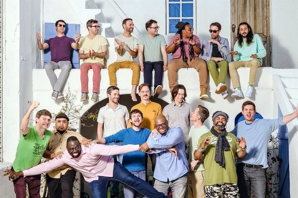 Para su nuevo disco, Snarky Puppy integró a una veintena de músicos, logrando un sonido 'más funky, directo y visceral'. La banda ofrecerá un concierto el 1 de junio en el Auditorio BB.