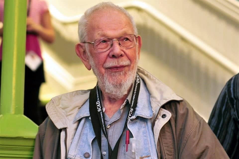 Al Jaffee, caricaturista de la revista de parodias Mad, murió a los 102 años debido a una falla orgánica.