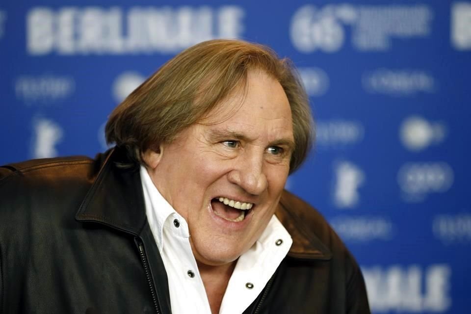 Gérard Depardieu está siendo acusado por trece mujeres de violencia sexual, hace unos años enfrentó una demanda por abuso sexual.