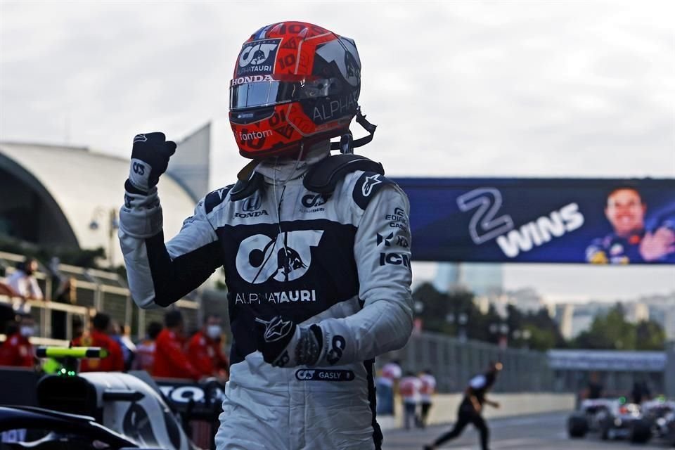 Pierre Gasly completó el podio.
