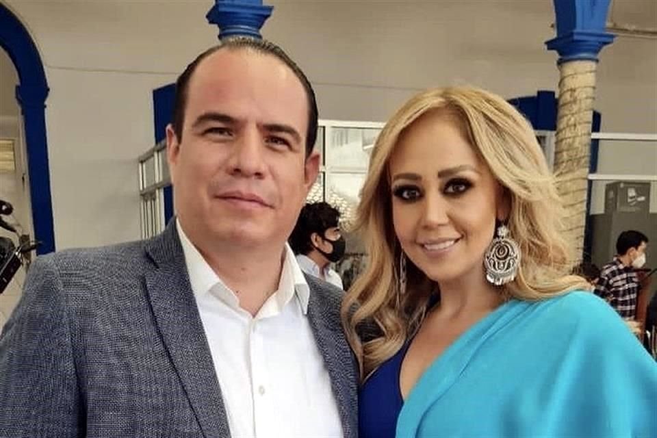 Alejandra Orozco, integrante de la planilla de ediles de Omar Borboa, candidato del PAN a la Alcaldía de Zapopan, violó la veda electoral compartiendo una imagen de una encuesta.