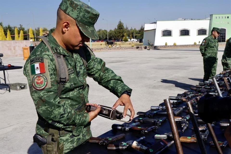 Un reportaje de The NYT señala que el Ejército mexicano espía más con  pegasus que cualquier otro Gobierno.