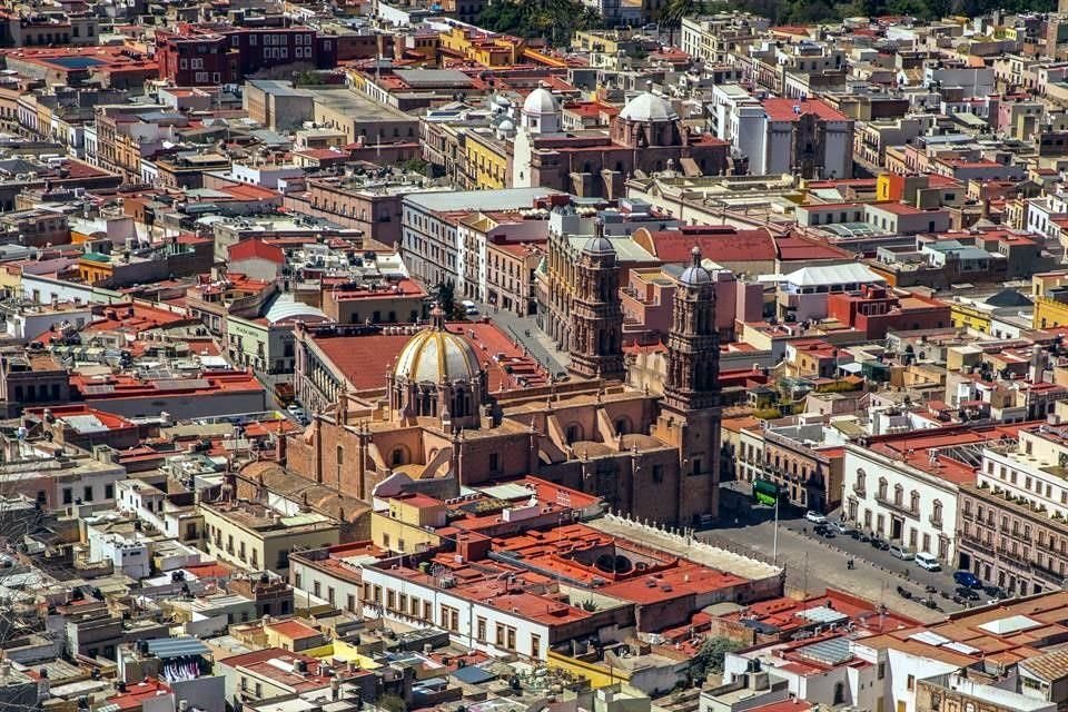 El segundo piso del Bulevar atravesaría la zona de amortiguación del Centro Histórico de Zacatecas, alterando el paisaje y poniendo en riesgo su declaratoria como Patrimonio Mundial.