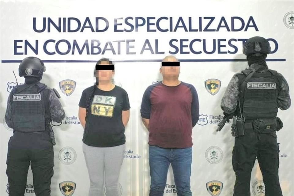 Jonathan 'B' y Blanca Esmeralda 'M' detenidos como sospechosos de secuestrar a un padre y su hijo en Tlaquepaque.