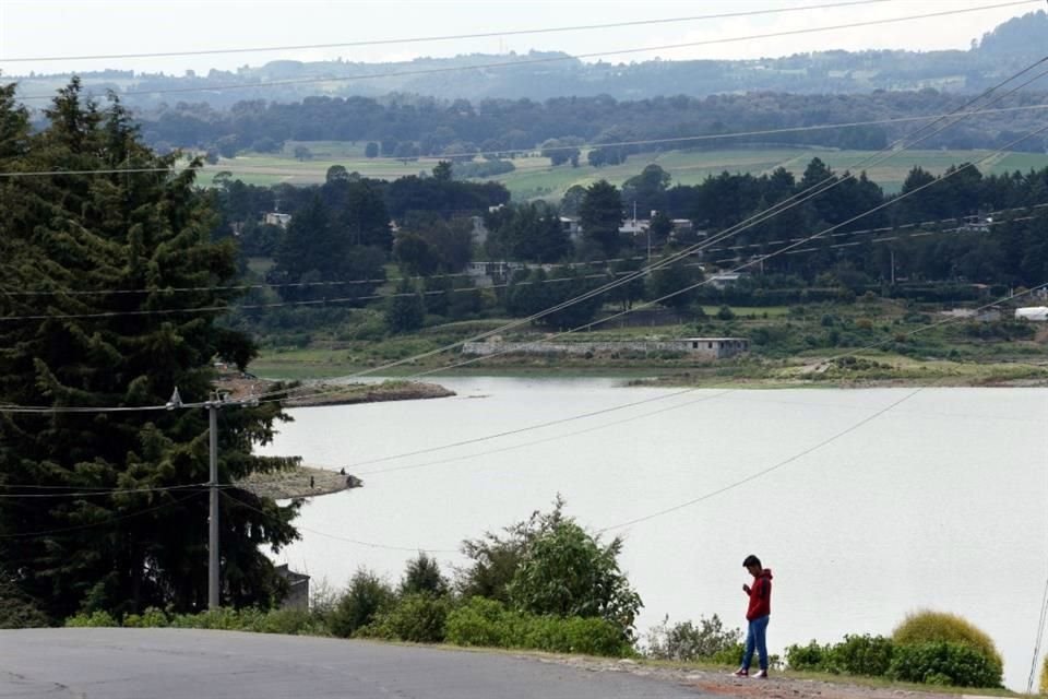 'La crisis o el déficit de agua o de sequía que hay en todo el país, también nos afecta al almacenamiento de las presas del Sistema Cutzamala', apuntó Conagua.