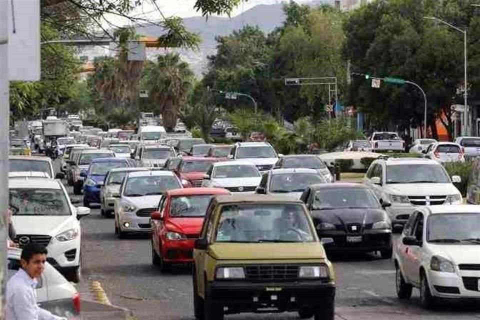 Aunque el programa Banquetas Libres opera en todo Guadalajara, la colocación de inmovilizadores sólo será a infractores del Centro.