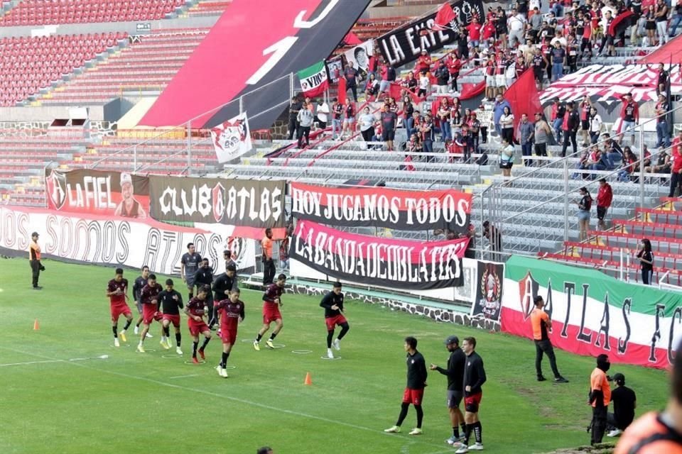 Atlas consintió a su abonados dándoles acceso al Estadio Jalisco, para presenciar la primera práctica de cara al Repechaje contra Cruz Azul.