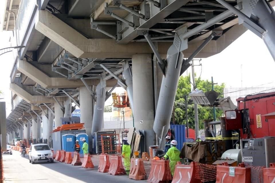 Mañana se cumplen dos años del colapso del tramo elevado de la Línea 12, las estaciones continúan cerradas.