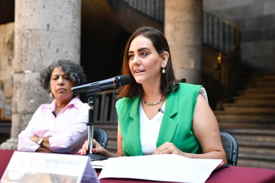 La regidora de Morena, Mariana Fernández dijo que no se tiene idea de cuánto se ha pagado a los despachos encargados de recuperar la cartera vencida.