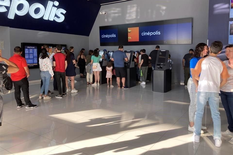 La tecnología ha ayudado a que la experiencia en el cine sea más agradable de principio a fin.