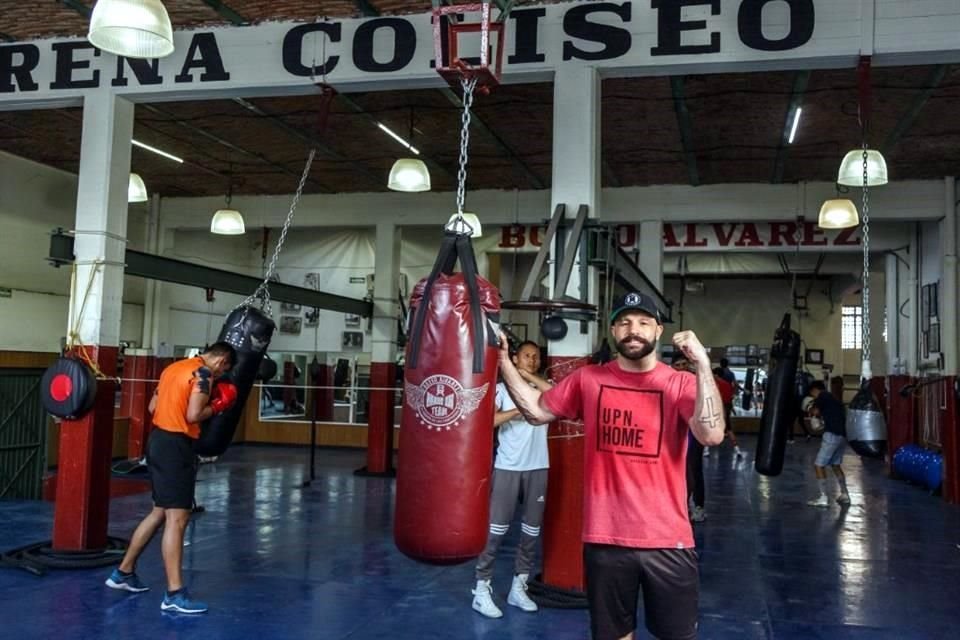 Hoy, Rigoberto Álvarez prepara a los futuros campeones.