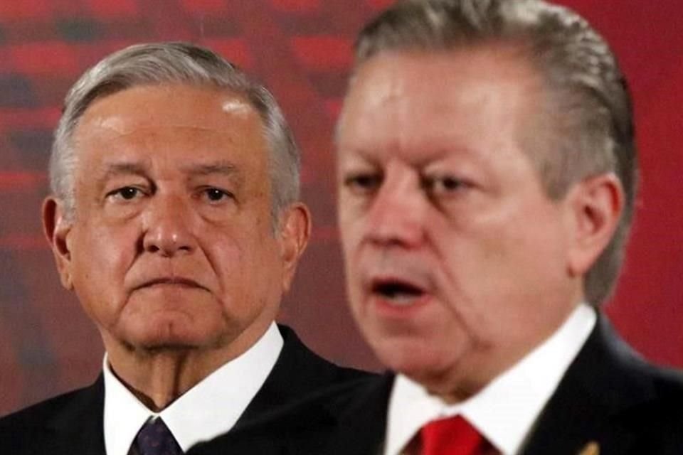 Ministro Zaldívar inicia proceso de consulta a reforma que amplía 2 años su mandato en SCJN; AMLO acusa intereses en el Poder Judicial.