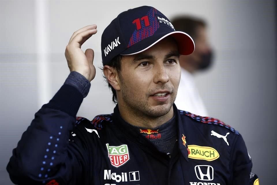 Checo Pérez alcanzó marca inédita desde 2014, cuando inició la era de los motores turbo-híbridos en la máxima categoría.