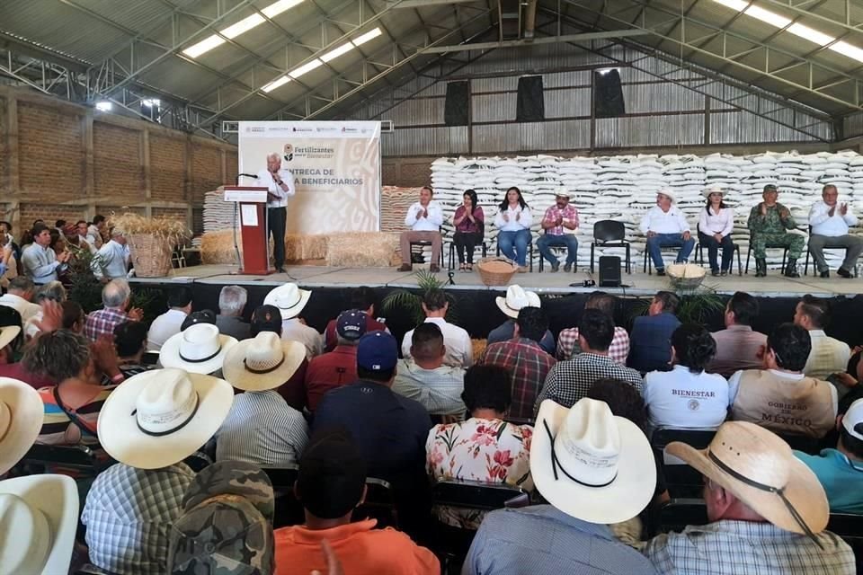 SADER inició la entrega de fertilizante en Jalisco, en el marco del programa nacional que busca apoyar a los productores del país.