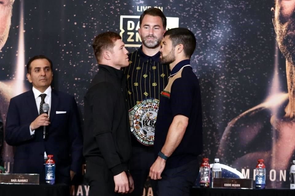'Canelo' y John Ryder se vieron las caras de nuevo, ahora en la semana de pelea.