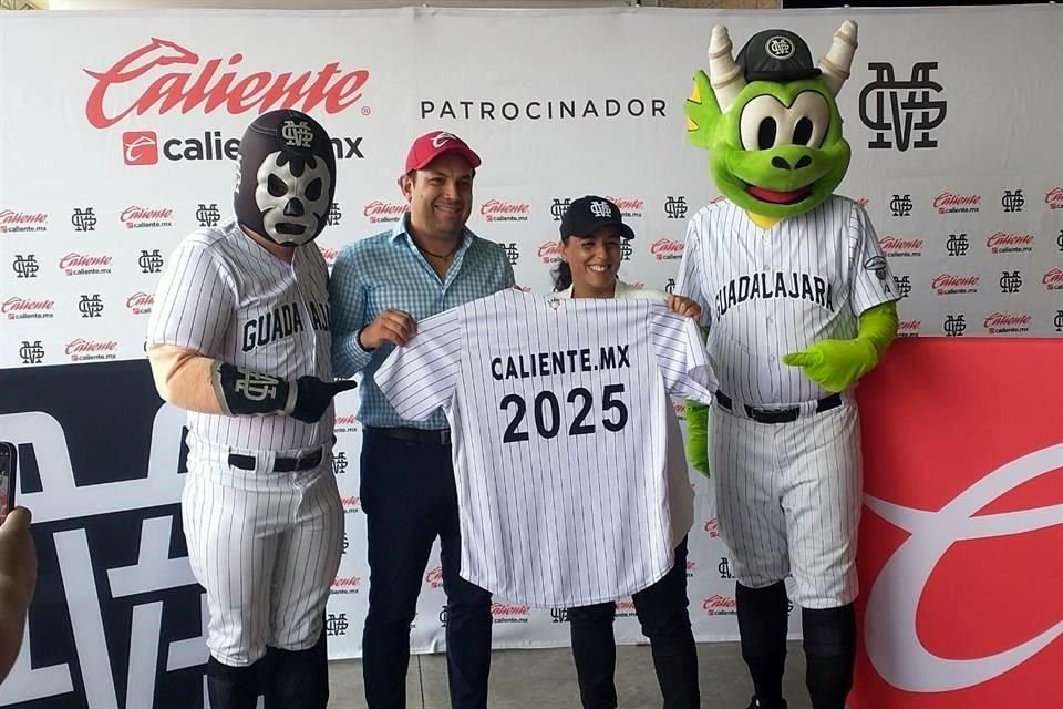 Los Mariachis de Guadalajara agregaron a la casa de apuestas Caliente como su nuevo patrocinador, con un convenio hasta el 2025.