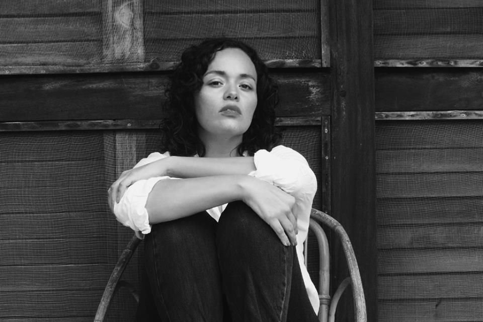 Tania Tagle es madre, ensayista, editora y gestora cultural. 'Germinal' es su primer libro de ensayos.
