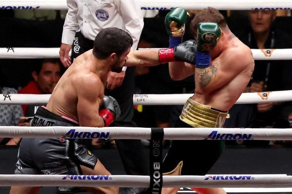 Ryder mostró valentía durante la pelea.