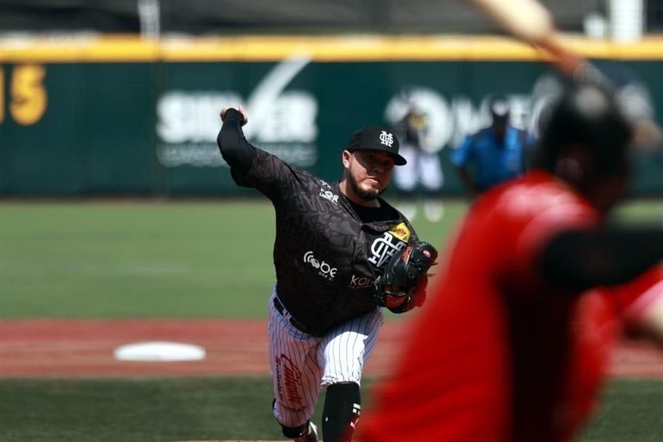 Los Mariachis de Guadalajara frenaron su racha de cuatro descalabros al vencer a los Toros de Tijuana por 7-2.