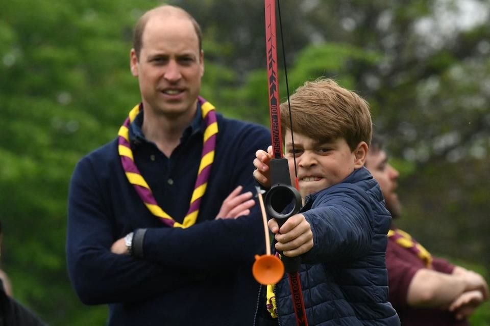 Los Príncipes de Gales terminaron las celebraciones de la coronación del Rey Carlos III haciendo un día de voluntariado.