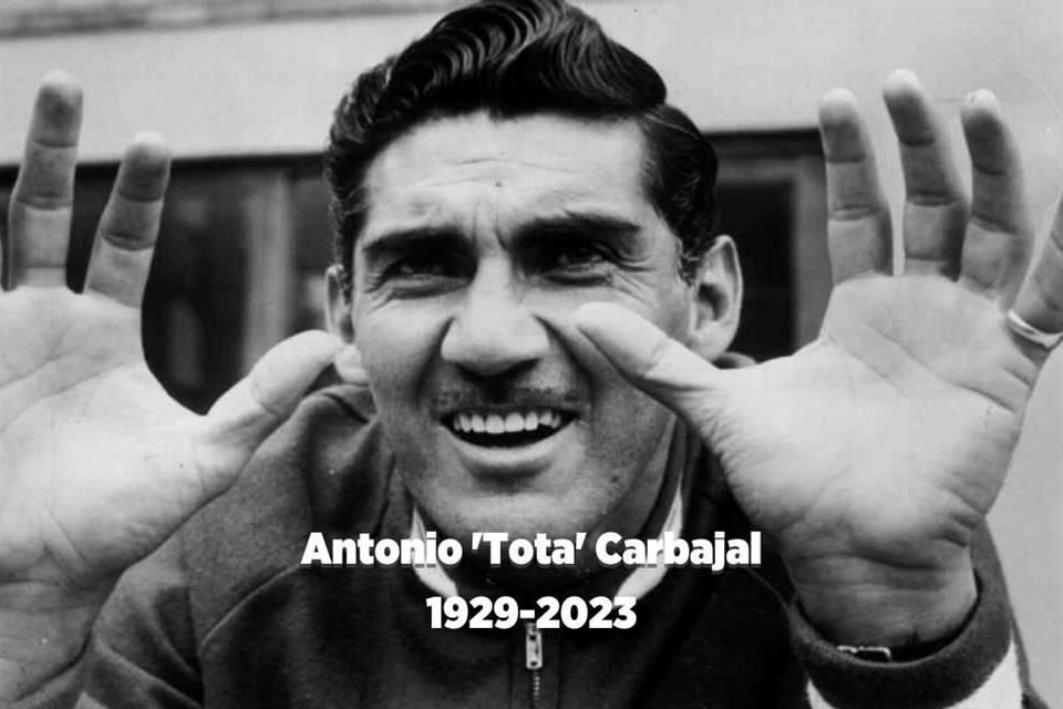 Antonio Carbajal jugó en cinco mundiales.