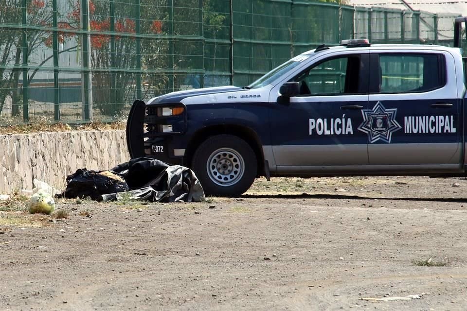 En Chulavista fue localizado el cuerpo de una persona en una maleta abandonada.