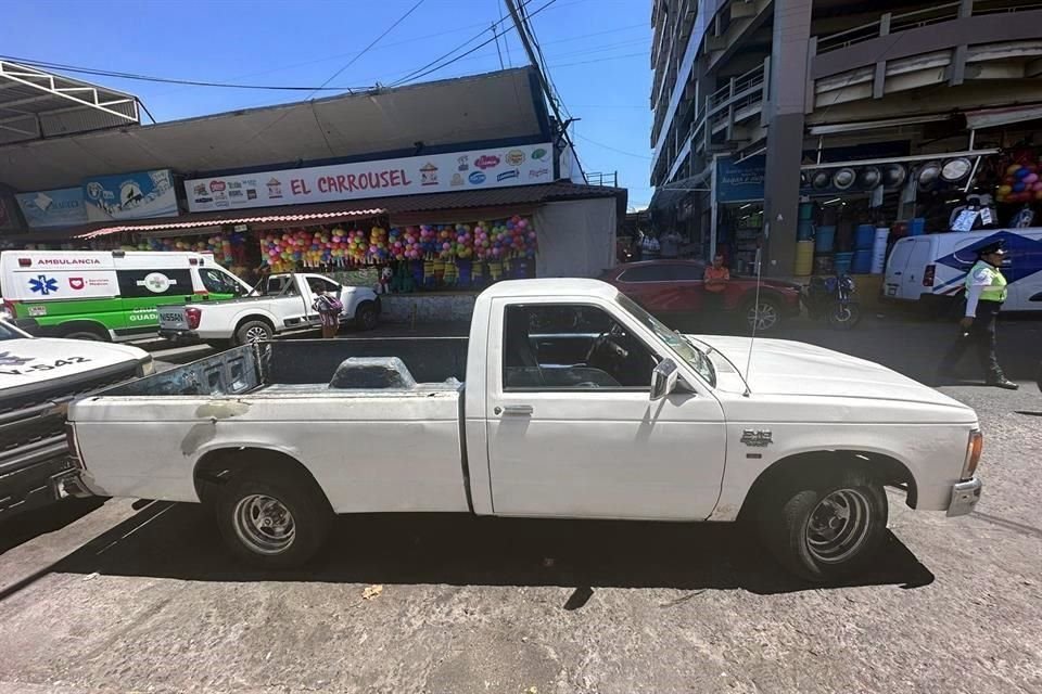 Un hombre logró escapar de sus captores y pedir ayuda a agentes de la Policía Vial que prestaban su servicios cerca del Mercado de Abastos.