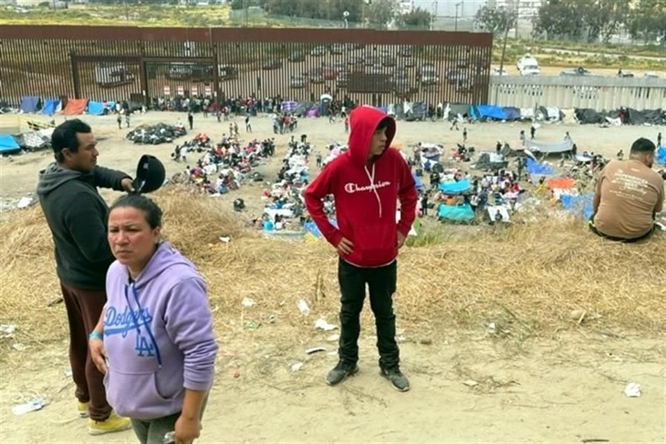 Algunos migrantes han esperado hasta dos años por cita para estancia legal.