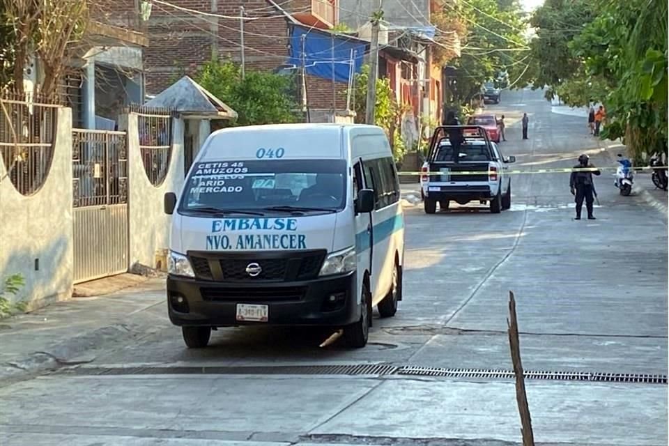 El conductor de transporte público asesinado cubría una ruta que iba desde la Colonia Nuevo Amanecer hasta el Centro de Zihuatanejo, en Guerrero.