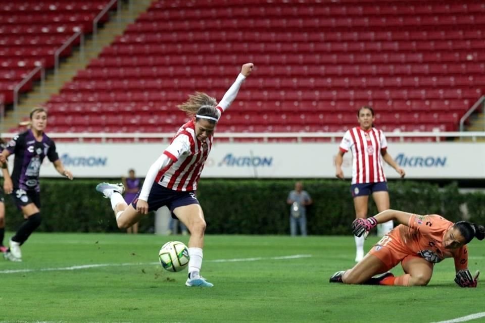 Durante el torneo regular ambas escuadras empataron 4-4 en un vibrante partido en el Estadio AKRON.