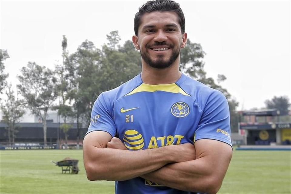 Henry Martín, delantero de América, ironizó con posibles represalias de los jugadores de Chivas tras sus polémicos festejos a lo Cuauhtémoc Blanco.