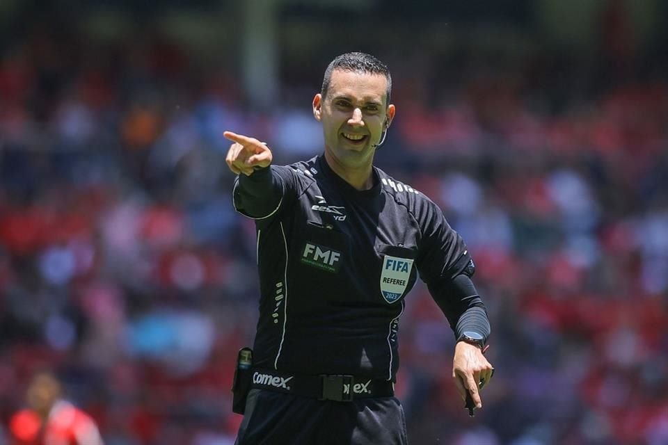 César Ramos Palazuelos fue designado como el árbitro para el Clásico Nacional entre Guadalajara y América.