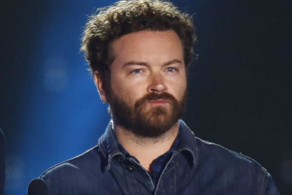 El juicio en contra de Danny Masterson donde está siendo acusado por tres mujeres de violación llegó a su fin, podría pasar 45 años en prisión.