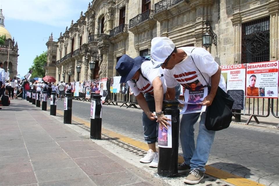 Familiares en búsqueda difundieron imágenes de personas desaparecidas.