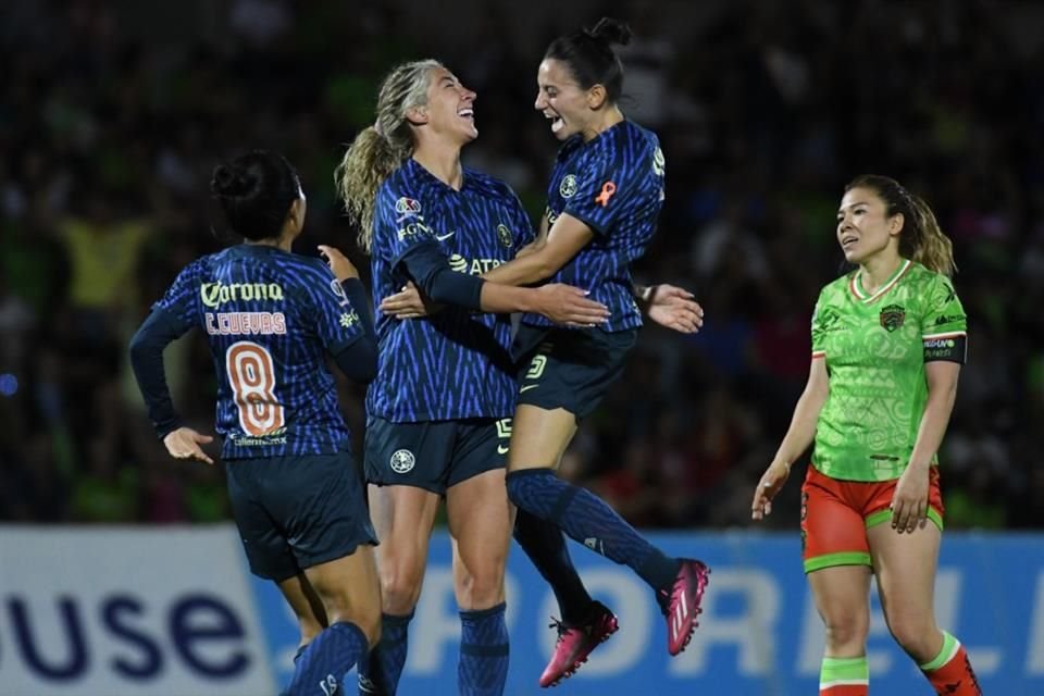 El América tiene en la lona a las Bravas de Juárez, a las que derrotó 3-1 en la ida de los Cuartos de Final de la Liga MX Femenil.