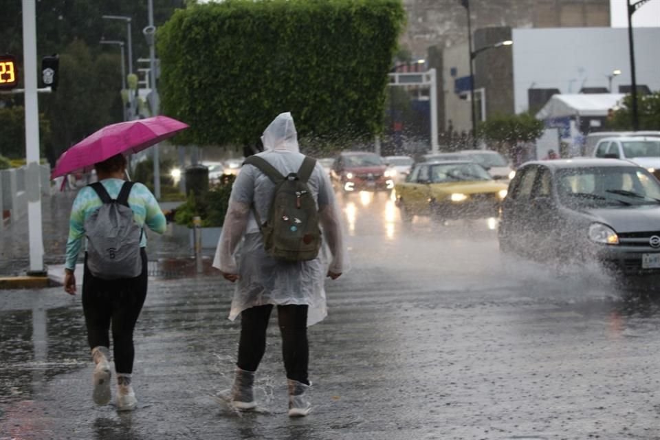 A pesar de que se registrarán lluvias, UdeG estima que en el curso del mes se mantendrán las altas temperaturas en Jalisco.