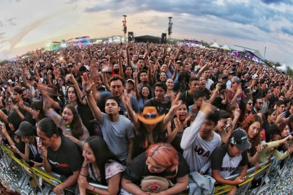 Pixies era una de la bandas más esperadas de los dos días del Corona Capital Guadalajara.