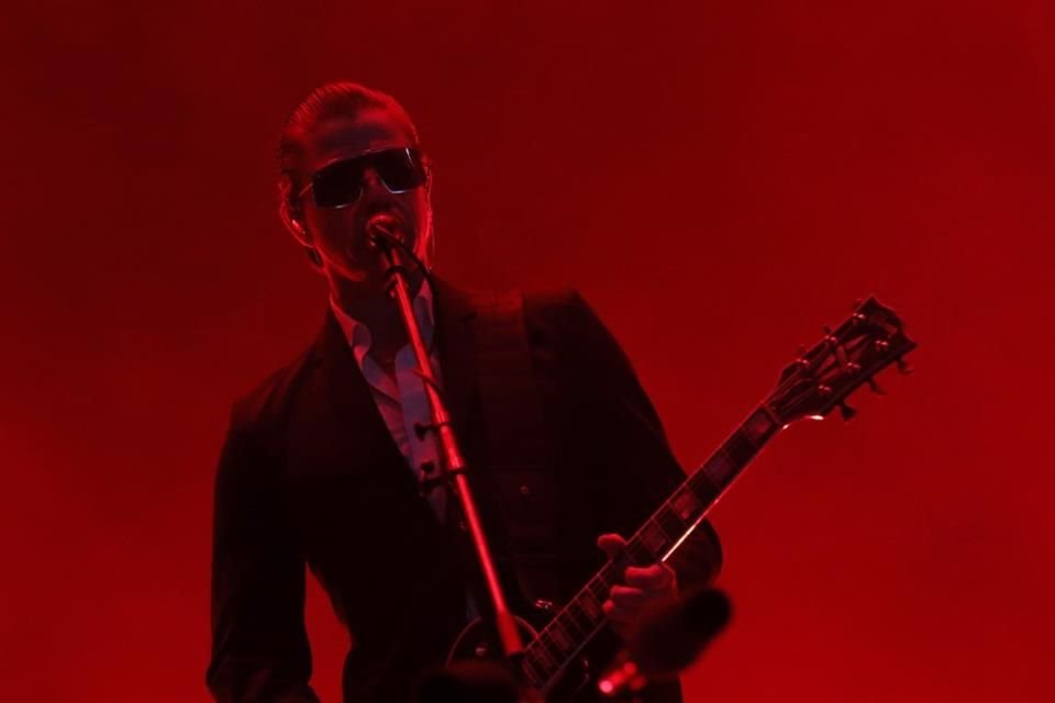 Interpol hizo resonar la VFG con su presentación en el Corona Capital Guadalajara.