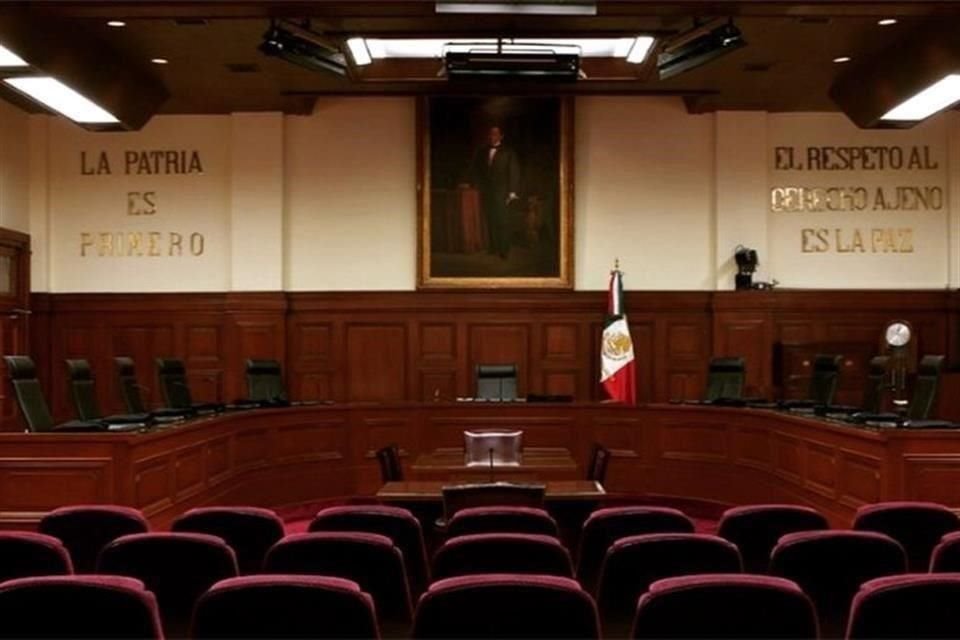 Por seis votos contra cinco, el Pleno de la Corte aceptó la propuesta del Ministro Juan Luis González Alcántara.