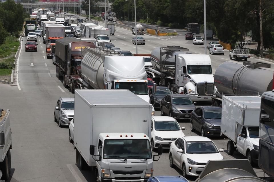 Tiene Jalisco déficit de choferes de transporte de carga: influye inseguridad y exportación de talento a Estados Unidos.