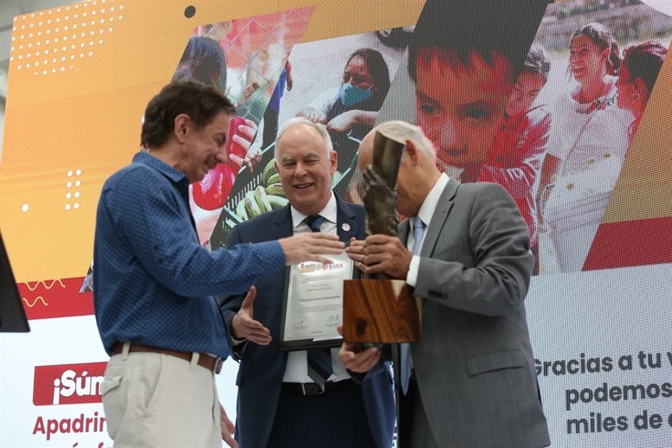 Hoy se inauguró el Banco de Alimentos de Guadalajara, que tuvo una inversión inicial de 340 mdp, establecido en un terreno de 33 mil metros.