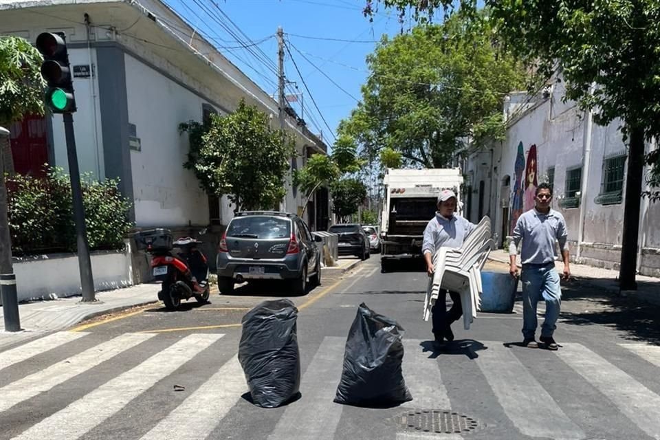 Por cuatro días, aproximadamente, no pasó el camión recolector en la Colonia Americana; Asegura Lemus recolección al 91 por ciento.